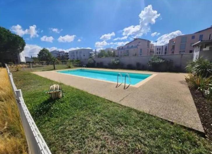 Le Courvoisy, Studio Avec Piscine, Pres Groupama Stadium Et Salle Arena Meyzieu ภายนอก รูปภาพ
